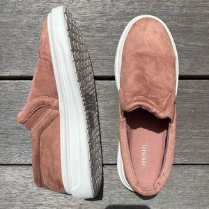 Forever 21 Pink Faux Suede Slip On Shoes Size 8